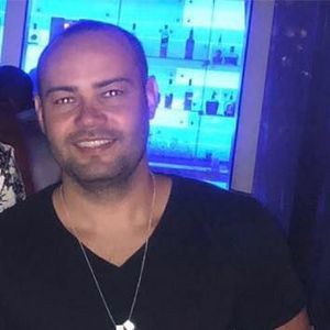 Meet your Posher, Claudio